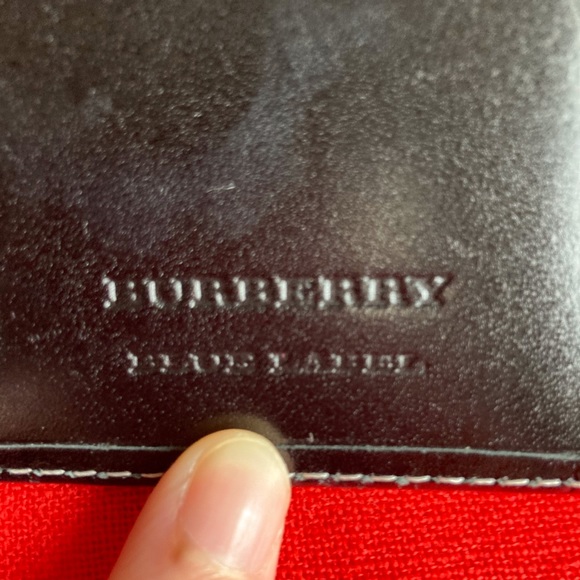 Wallets - Picture 3 of 5